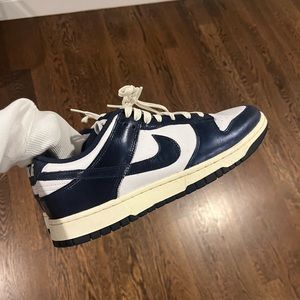Women Vintage Nike Dunks